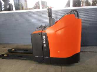 Használt targonca TOYOTA LPE200 ELEKTRO NIEDERHUBWAGENFAHRERSTAND (13075563)