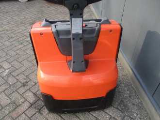 Használt targonca TOYOTA LWE140 ELEKTRO NIEDERHUBWAGENDEICHSEL (13064968)