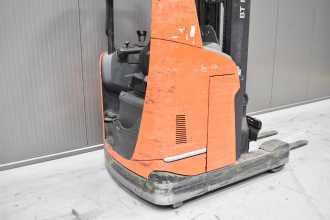 Használt targonca TOYOTA RRE 140 HE /59029/ ELEKTRO SCHUBMASTSTAPLER (13073125)