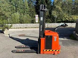 Használt targonca TOYOTA SPE 16 - 4400mm ELEKTRO HOCHHUBWAGENDEICHSEL (13069377)