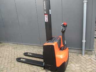 Használt targonca TOYOTA SWE 080L ELEKTRO HOCHHUBWAGENDEICHSEL (13071588)