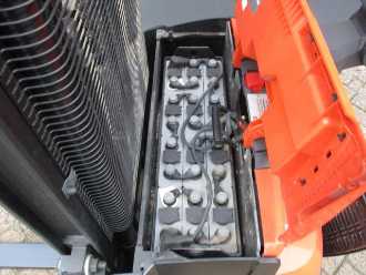 Használt targonca TOYOTA SWE120S ELEKTRO HOCHHUBWAGENFAHRERSTAND (13042279)