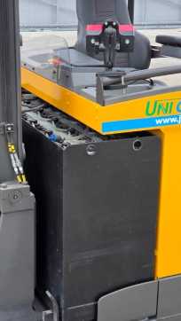 Használt targonca UNICARRIERS UMS 200 DTFVRF895 WEITERE SCHUBMASTSTAPLER (13038813)