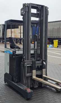 Használt targonca UNICARRIERS UMS 200 DTFVRG630 WEITERE SCHUBMASTSTAPLER (12989240)