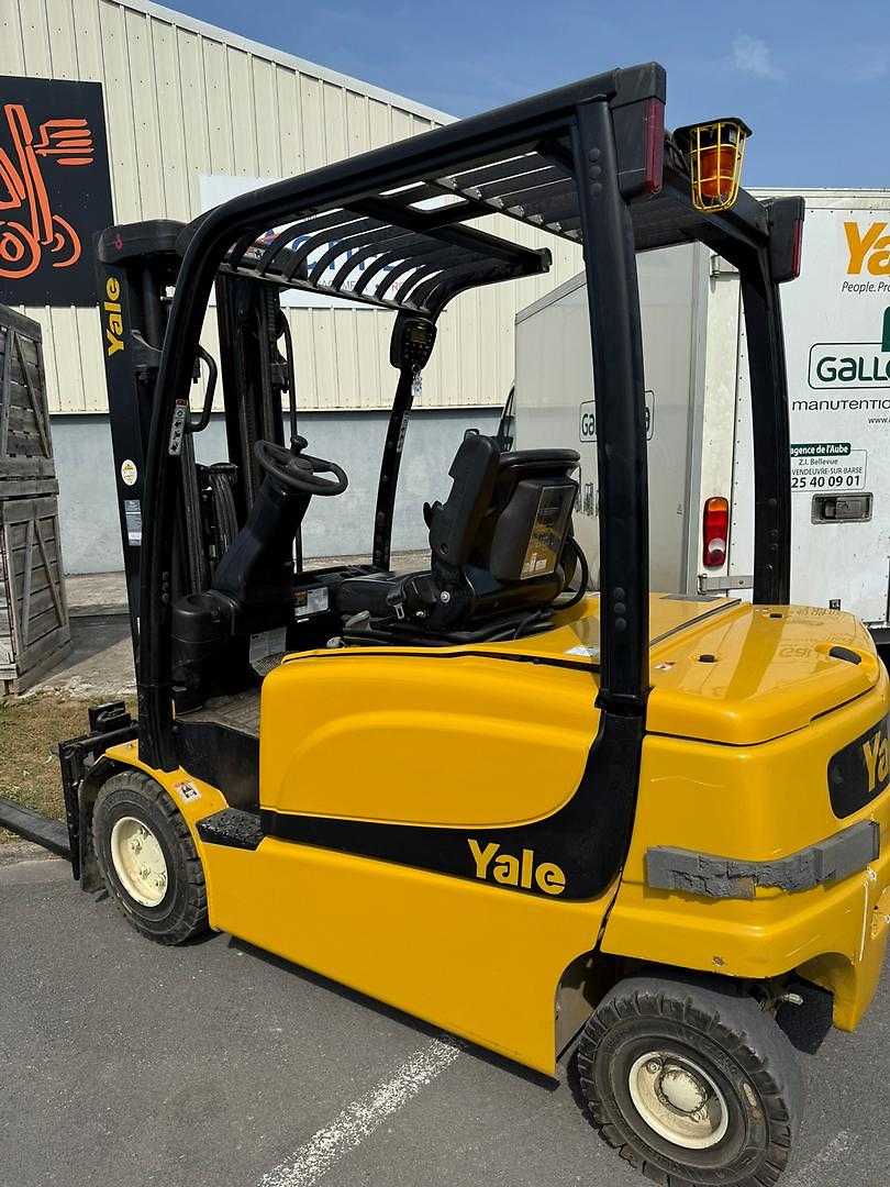 Használt targonca YALE ERP30VL ELEKTRO VIERRADFRONTSTAPLER (12985355)