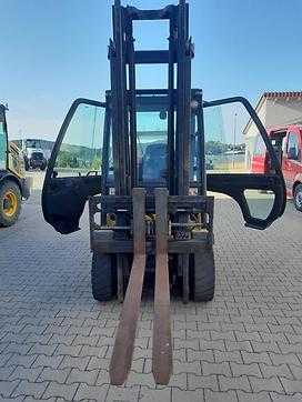 Használt targonca YALE GLP35 VX V2445 GAS VIERRADFRONTSTAPLER (13061700) backdrop