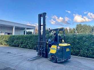 Heftruck gebruikt AISLE_MASTER AM20SHE ELEKTRO SCHUBMASTSTAPLER (13018724)