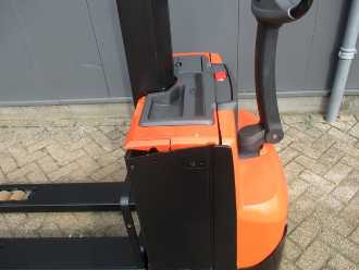 Heftruck gebruikt BT SWE 080L ELEKTRO HOCHHUBWAGENDEICHSEL (13071584)