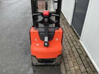 Heftruck gebruikt BT Toyota SWE120L ELEKTRO HOCHHUBWAGENDEICHSEL (13075303)