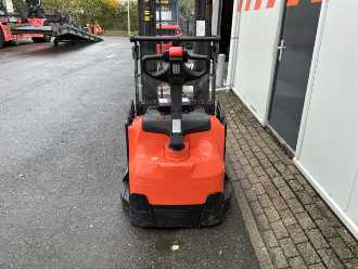 Heftruck gebruikt BT Toyota SWE120XR ELEKTRO HOCHHUBWAGENDEICHSEL (13075304)