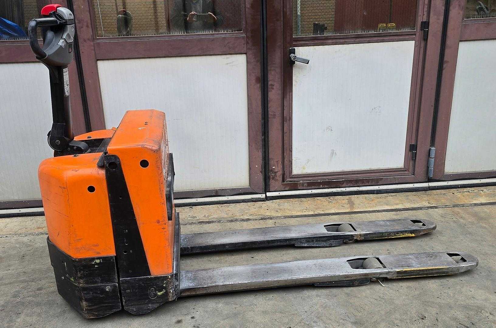 Heftruck gebruikt BT W18 ELEKTRO NIEDERHUBWAGENDEICHSEL (13056817)