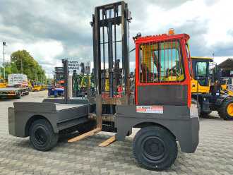 Heftruck gebruikt BULMOR LQr 50-12-52 DIESEL SEITENSTAPLER (13005392) backdrop