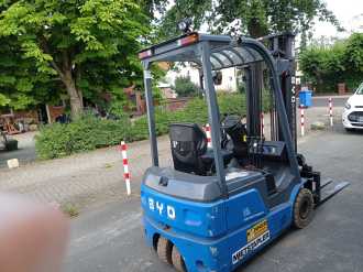 Heftruck gebruikt BYD ECB16B ELEKTRO DREIRADFRONTSTAPLER (12929489)