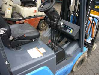Heftruck gebruikt BYD ECB16B ELEKTRO DREIRADFRONTSTAPLER (12929489)
