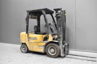 Heftruck gebruikt CATERPILLAR DP 25 K /58723/ DIESEL VIERRADFRONTSTAPLER (13065572) backdrop