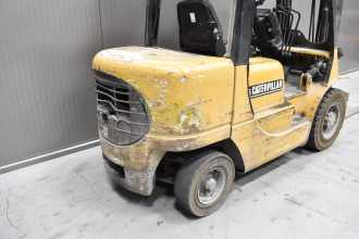 Heftruck gebruikt CATERPILLAR DP 25 K /58723/ DIESEL VIERRADFRONTSTAPLER (13065572)