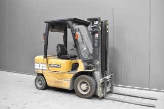 Heftruck gebruikt CATERPILLAR DP 25 K /58724/ DIESEL VIERRADFRONTSTAPLER (13065573) backdrop
