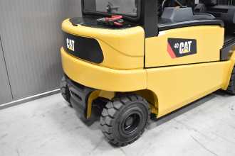 Heftruck gebruikt CATERPILLAR EP 40 /55749/ ELEKTRO VIERRADFRONTSTAPLER (13068425)