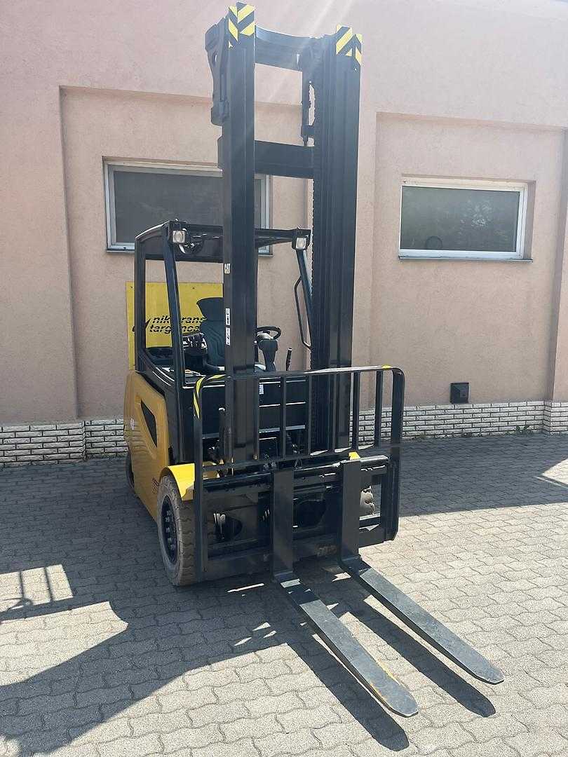 Heftruck gebruikt CATERPILLAR EP40C2 ELEKTRO VIERRADFRONTSTAPLER (12983988)