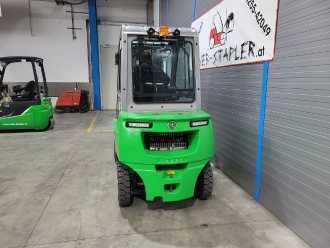 Heftruck gebruikt CESAB M320H-DV DIESEL VIERRADFRONTSTAPLER (13058096)