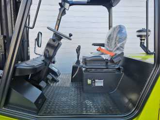 Heftruck gebruikt CLARK C70D - NEU - DIESEL KUBOTA - TRIPLEX DIESEL VIERRADFRONTSTAPLER (13033865)