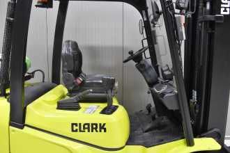 Heftruck gebruikt CLARK GTS 25L /57446/ GAS VIERRADFRONTSTAPLER (13032038)