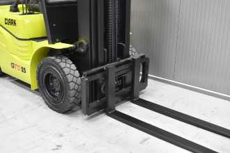 Heftruck gebruikt CLARK GTS 25L /57446/ GAS VIERRADFRONTSTAPLER (13032038)