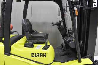 Heftruck gebruikt CLARK GTS 25L /57447/ GAS VIERRADFRONTSTAPLER (13032041)