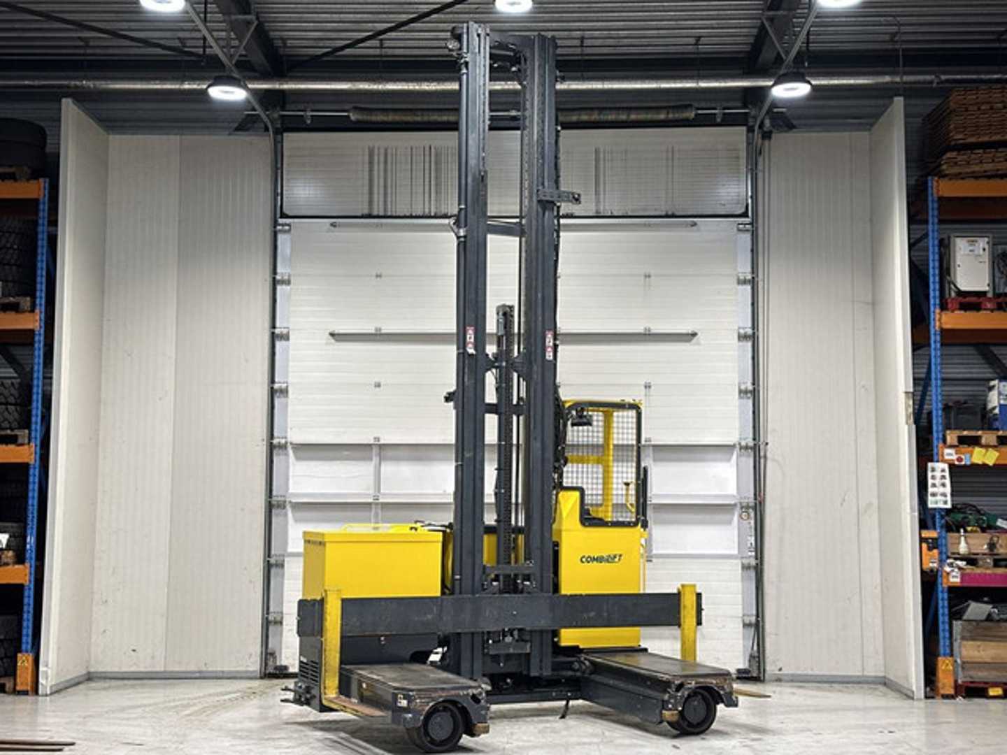 Heftruck gebruikt COMBILIFT C3000 STE ELEKTRO VIERRADFRONTSTAPLER (13026051)