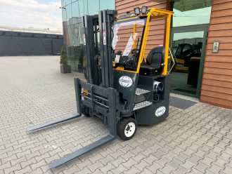 Heftruck gebruikt COMBILIFT CB3000 //2016 year // Toyota engine GAS VIERWEGESTAPLER (13052124)