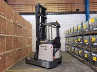 Heftruck gebruikt CROWN ESR 5260 ELEKTRO SCHUBMASTSTAPLER (12968487)