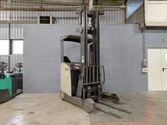 Heftruck gebruikt CROWN ESR 5260 ELEKTRO SCHUBMASTSTAPLER (13000059)