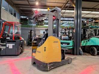 Heftruck gebruikt CROWN ESR5260-1.4 ELEKTRO SCHUBMASTSTAPLER (12905611)