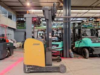 Heftruck gebruikt CROWN ESR5260-1.4 ELEKTRO SCHUBMASTSTAPLER (12905611)