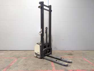 Heftruck gebruikt CROWN WF3000 1.2 ELEKTRO HOCHHUBWAGENDEICHSEL (13037914)