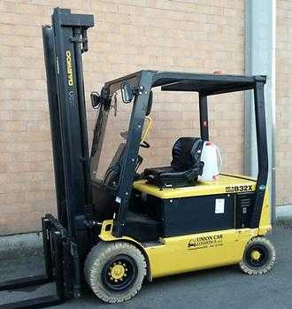 Heftruck gebruikt DAEWOO B32X ELEKTRO VIERRADFRONTSTAPLER (12959301)