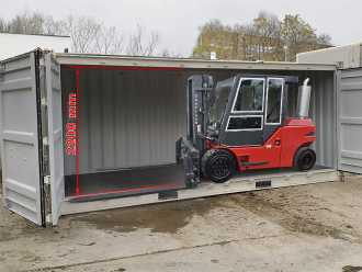 Heftruck gebruikt DAN_TRUCK 8450DG Container-Indoor-Stapler -TRIPLEX DIESEL VIERRADFRONTSTAPLER (12938871) backdrop