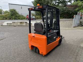 Heftruck gebruikt DOOSAN B15T-5 ELEKTRO DREIRADFRONTSTAPLER (13025146)