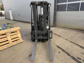 Heftruck gebruikt DOOSAN B15T-7 ELEKTRO DREIRADFRONTSTAPLER (13025137)