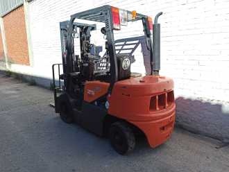 Heftruck gebruikt DOOSAN D25G DIESEL VIERRADFRONTSTAPLER (13066049)