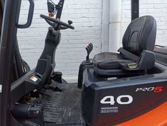 Heftruck gebruikt DOOSAN G40SC-5 GAS VIERRADFRONTSTAPLER (13040259)