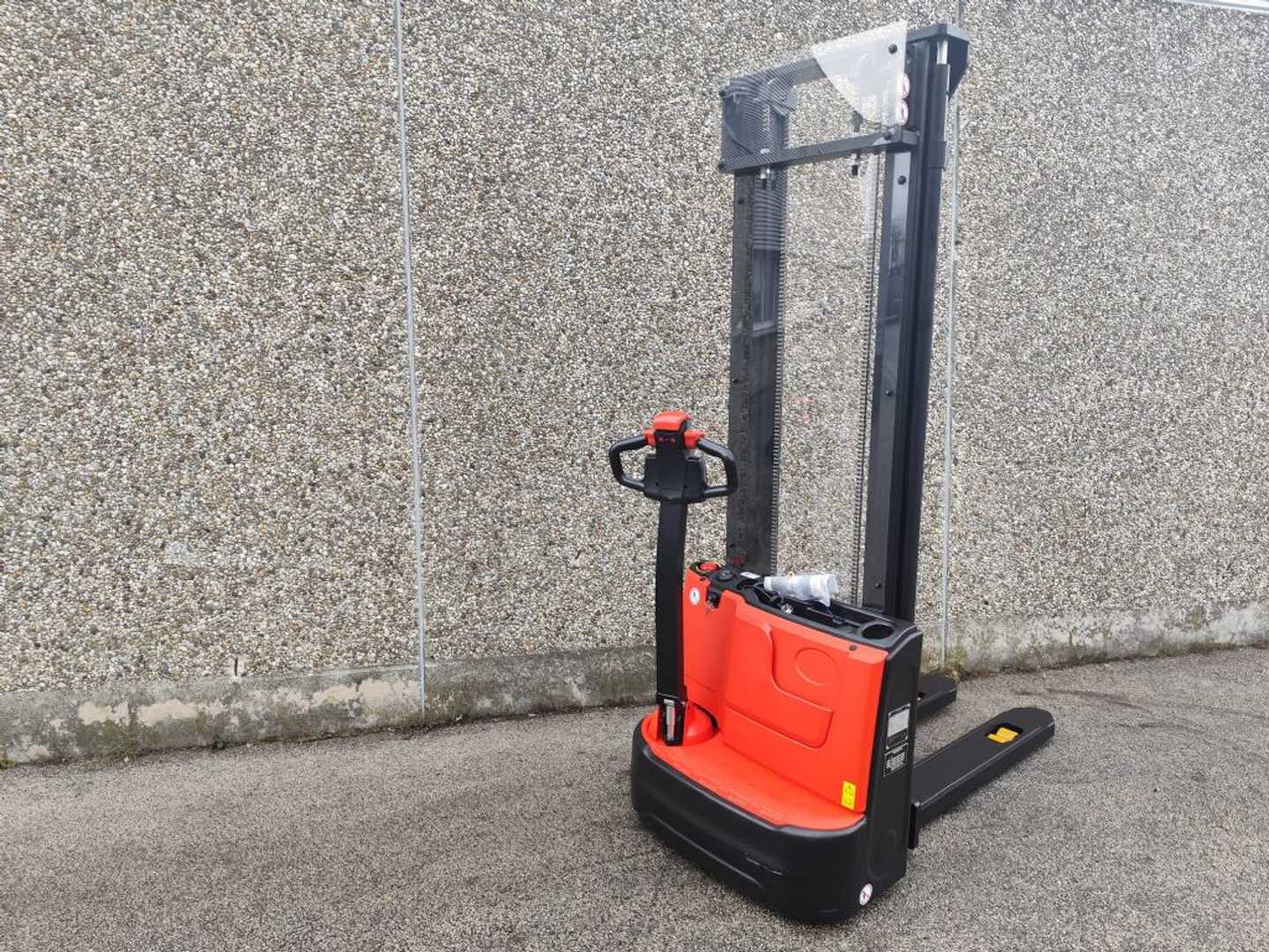 Heftruck gebruikt EP ESA121 NEUMASCHINE ELEKTRO HOCHHUBWAGENDEICHSEL (12929791)