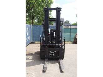 Heftruck gebruikt EP Equipment EFL 30 Pro ELEKTRO VIERRADFRONTSTAPLER (13056087)