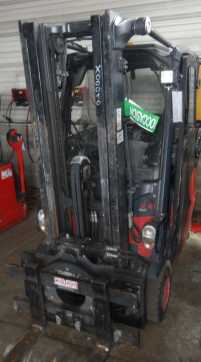 Heftruck gebruikt FENWICK E 16 PH (386-02) ELEKTRO VIERRADFRONTSTAPLER (13018928) backdrop