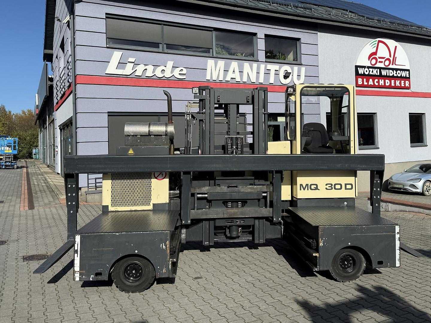 Heftruck gebruikt HUBTEX MQ30D Sideshift, webasto, 507 mth! DIESEL SEITENSTAPLER (12999473)