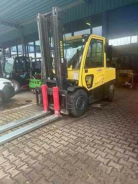 Heftruck gebruikt HYSTER H4.5 FT/6 DIESEL VIERRADFRONTSTAPLER (12890994) backdrop