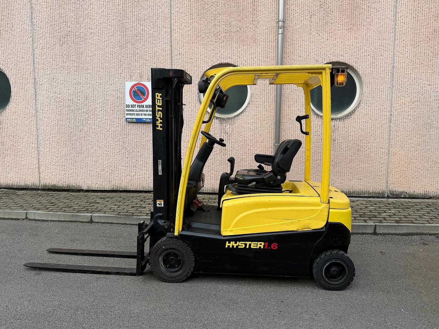Heftruck gebruikt HYSTER J1.6 XNLWB ELEKTRO VIERRADFRONTSTAPLER (12994776)