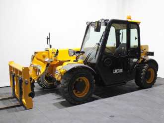 Heftruck gebruikt JCB 525-60 T4 DIESEL TELESKOPARMSTAPLER (12738974) backdrop