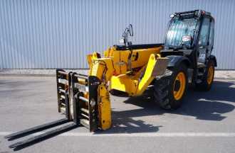 Heftruck gebruikt JCB 540-140 HI-VIZ DIESEL TELESKOPARMSTAPLER (12779590) backdrop