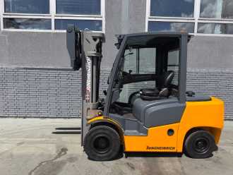 Heftruck gebruikt JUNGHEINRICH DFG 430 Baujahr 2015 / Stunden 10680 HH 3700 DIESEL VIERRADFRONTSTAPLER (13053472)